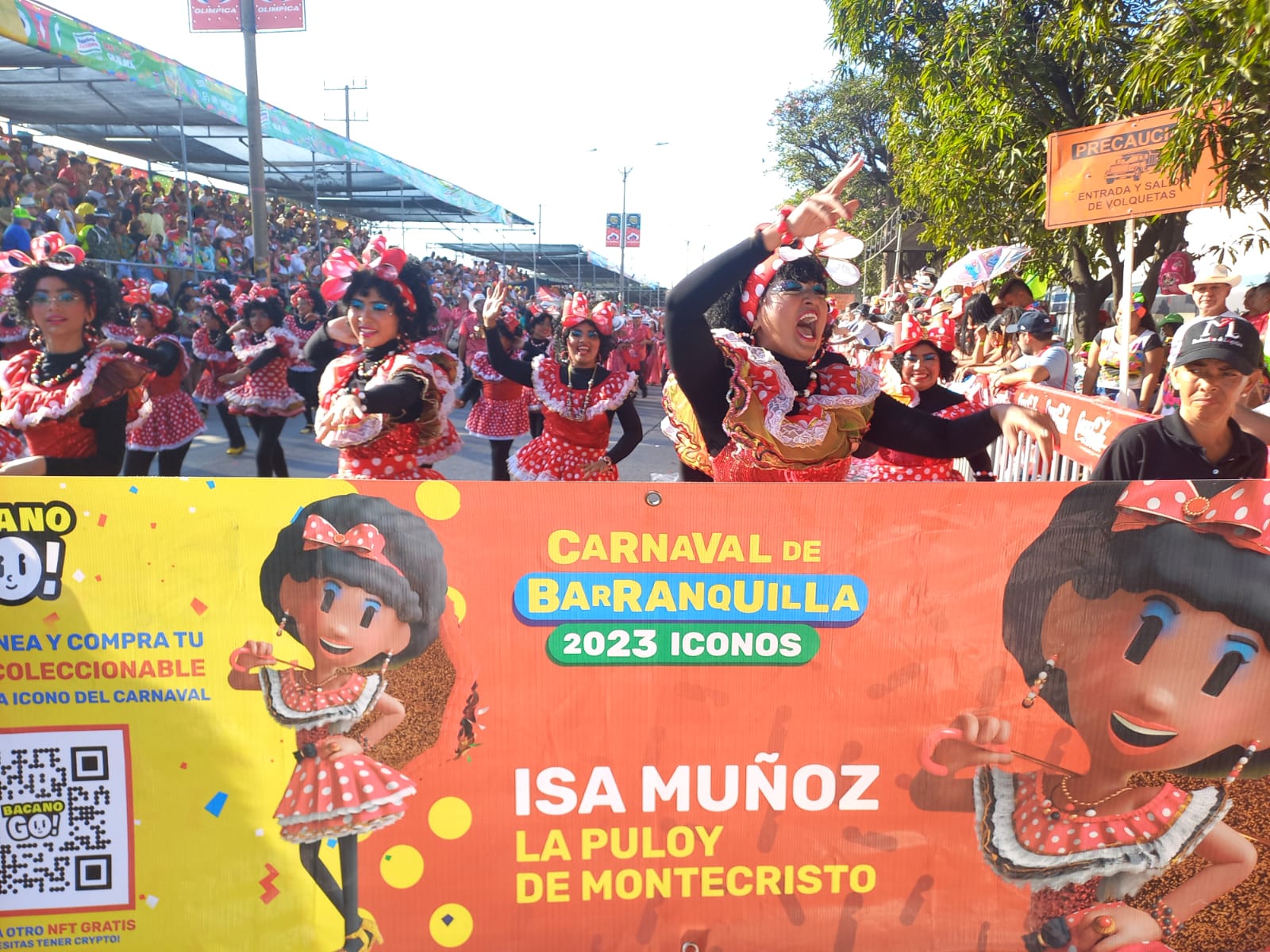 Las Puloy en el desfile de Barranquilla